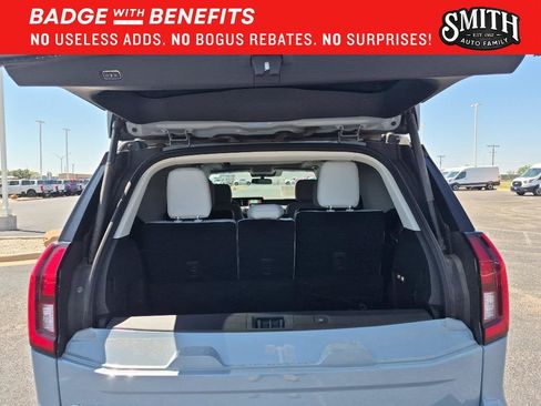 Used 2025 Ford Expedition Platinum w/ Platinum Ultimate Package AWD/4WD image 19