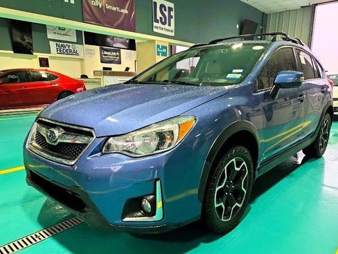 Used 2017 Subaru Crosstrek 2.0i Limited AWD/4WD image 6