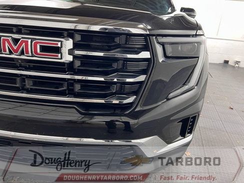 Used 2025 GMC Acadia Elevation FWD image 10
