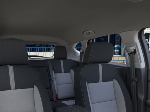 New 2026 Chevrolet Blazer LT w/ Convenience Package FWD image 24
