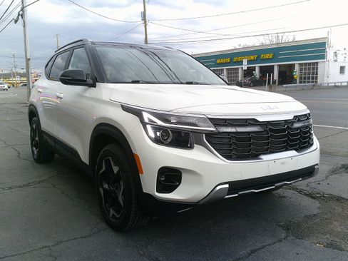 Used 2025 Kia Seltos S image 7