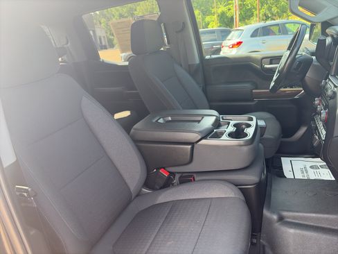 Used 2022 Chevrolet Silverado 1500 RST AWD/4WD image 12