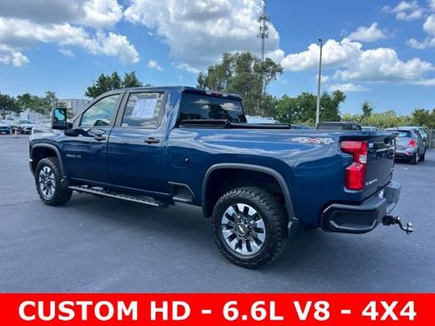 Used 2021 Chevrolet Silverado 2500 Custom w/ Custom Value Package AWD/4WD image 4