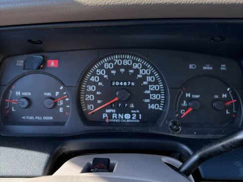 Used 2004 Ford Crown Victoria Police Interceptor image 15