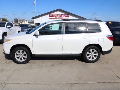 Used 2011 Toyota Highlander SE