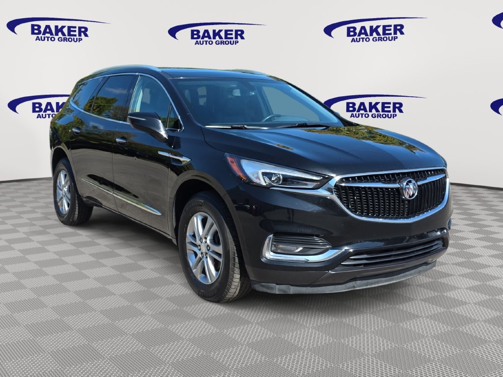 Used 2018 Buick Enclave Essence w/ Trailering Package FWD image 3