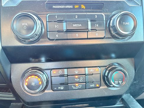 Used 2019 Ford F150 XL w/ Equipment Group 101A Mid AWD/4WD image 17