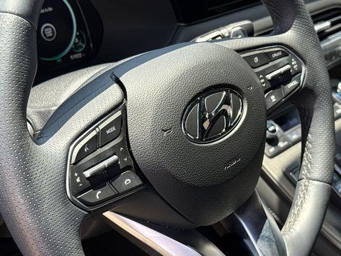 Used 2021 Hyundai Palisade Calligraphy FWD image 27