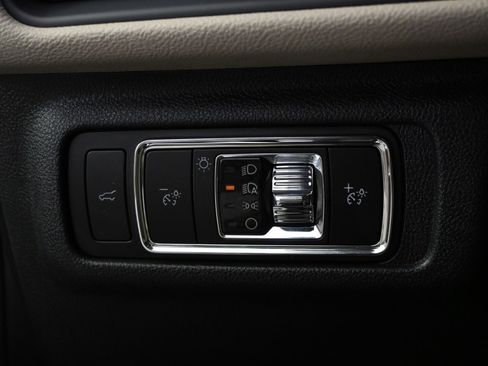 New 2026 Lincoln Corsair Premiere image 24