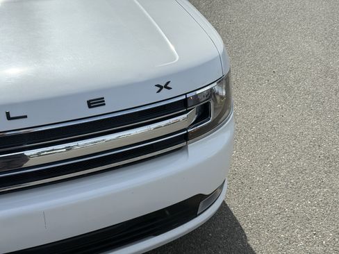 Used 2019 Ford Flex SEL w/ Equipment Group 202A AWD/4WD image 40