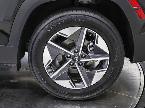 Used 2025 Hyundai Tucson SEL FWD image 10