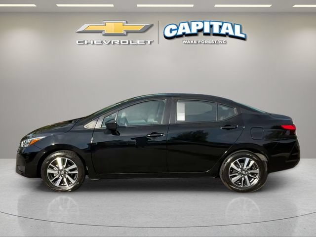 Used 2025 Nissan Versa SV FWD image 2