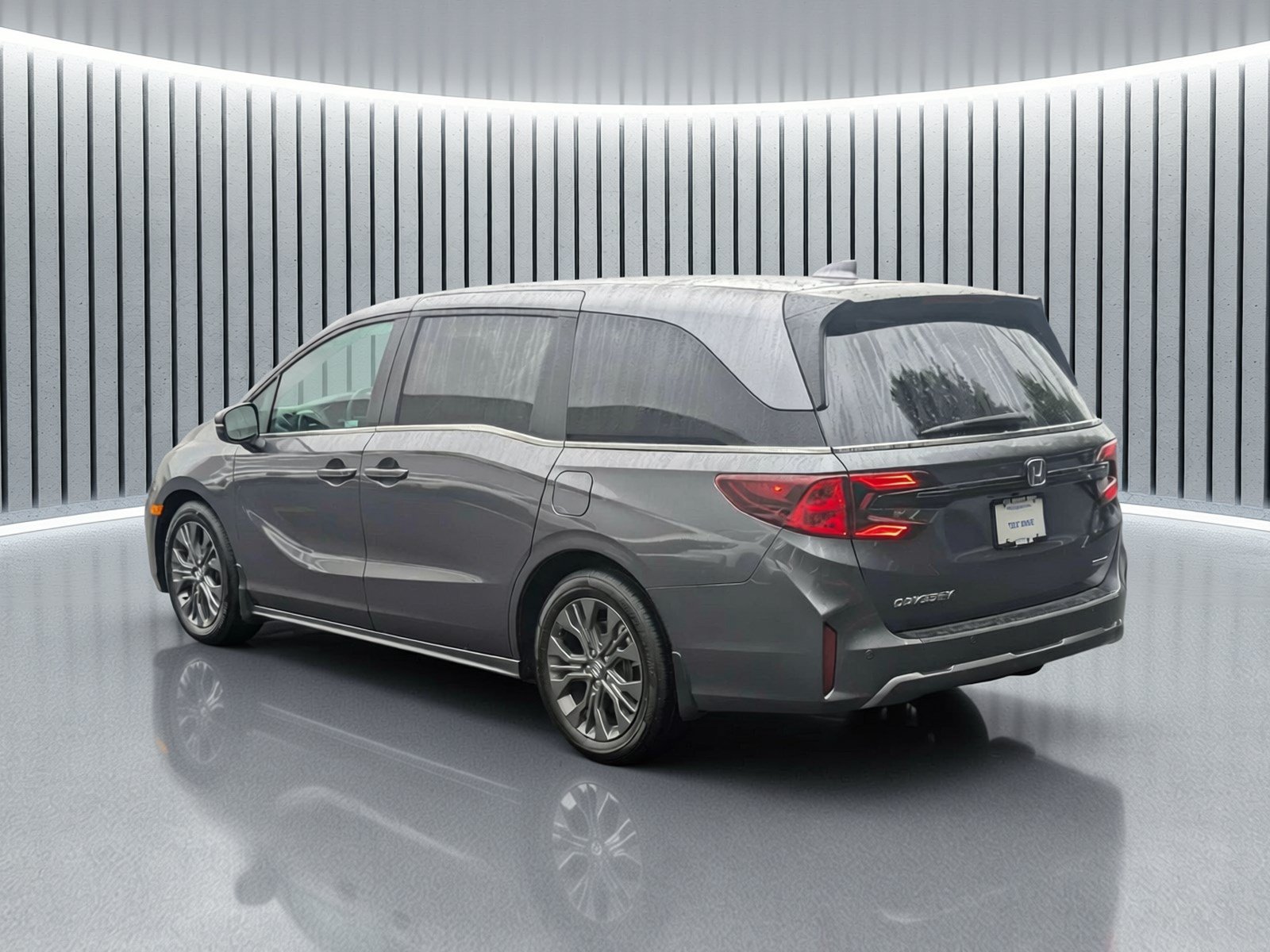 Certified 2026 Honda Odyssey Touring image 8