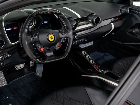 Used 2021 Ferrari 812 GTS RWD image 28