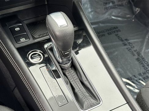 Certified 2023 Nissan Kicks SR image 21