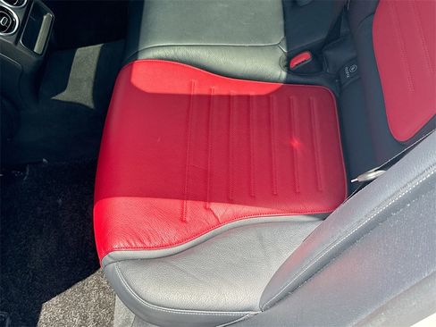 Used 2023 Mercedes-Benz C 300 Sedan image 29