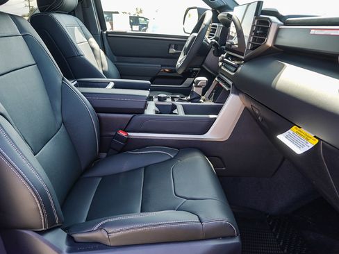 New 2026 Toyota Tundra Limited AWD/4WD image 22