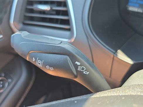 Used 2024 Ford Edge Titanium AWD/4WD image 26