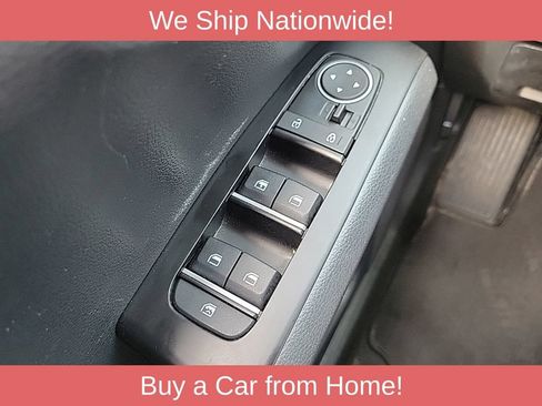 Used 2025 Kia Soul LX w/ LX Technology Package FWD image 25