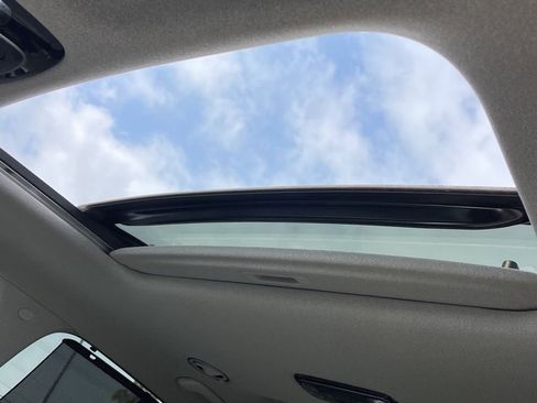 Used 2021 Hyundai Palisade Limited image 11