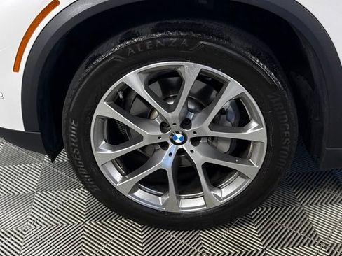 Used 2023 BMW X5 sDrive40i w/ Premium Package RWD image 12