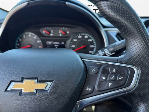 Used 2024 Chevrolet Malibu LT image 26