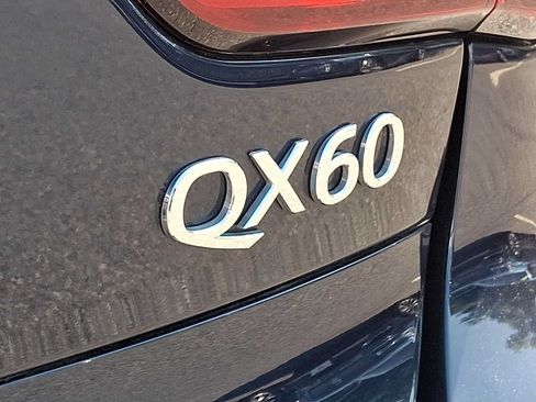 Used 2019 INFINITI QX60 Luxe w/ Sensory Package AWD/4WD image 30