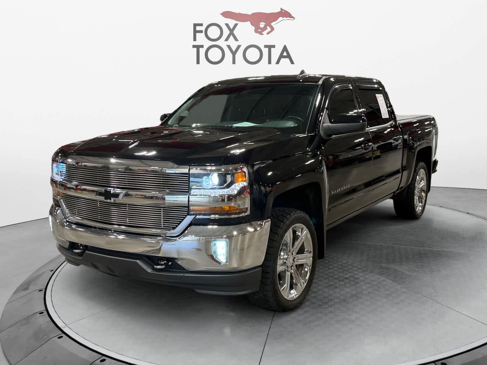 Used 2018 Chevrolet Silverado 1500 LT w/ LPO, Chrome Package AWD/4WD image 1