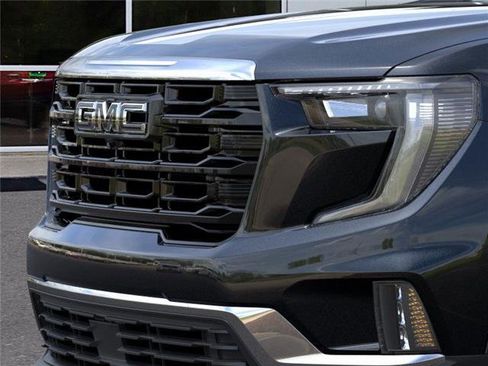 New 2026 GMC Acadia Elevation w/ Black Edition image 13