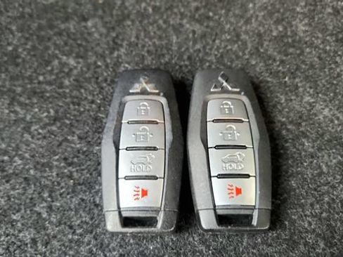 Used 2022 Mitsubishi Outlander SE AWD/4WD image 76