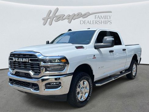 Used 2025 RAM 2500 Big Horn image 39