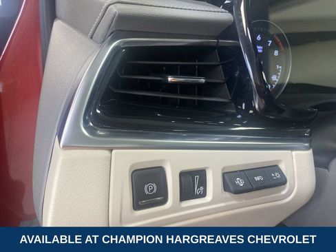 Used 2024 Cadillac XT6 Premium Luxury w/ Technology Package AWD/4WD image 23