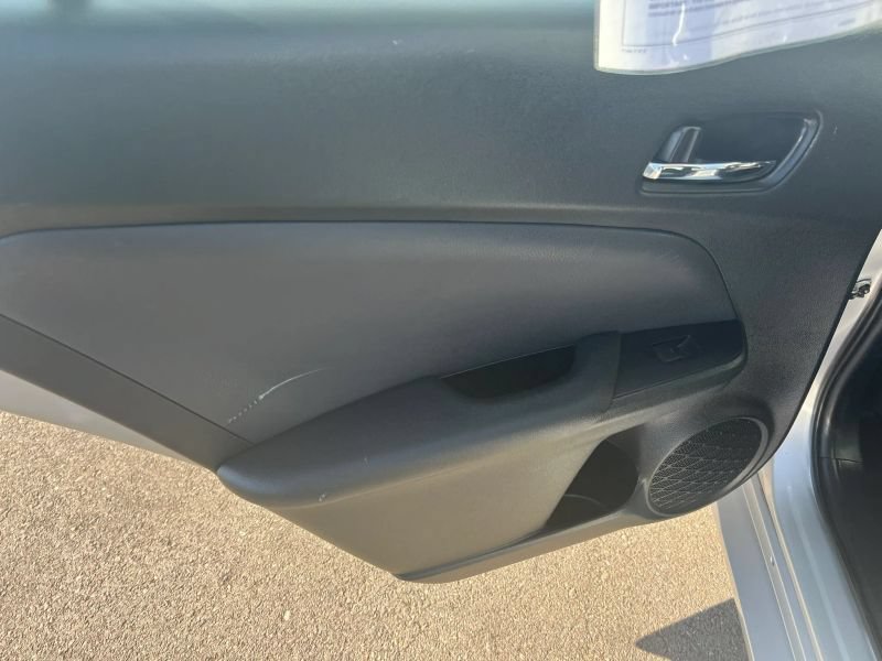 Used 2021 Toyota Prius LE FWD image 19
