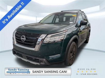 Used 2023 Nissan Pathfinder SL