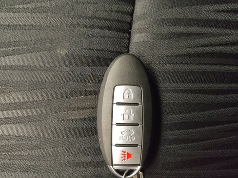Used 2019 Nissan Sentra SV w/ Special Edition Package FWD image 32