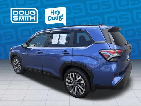 Used 2025 Subaru Forester Touring w/ Touring Package AWD/4WD image 3