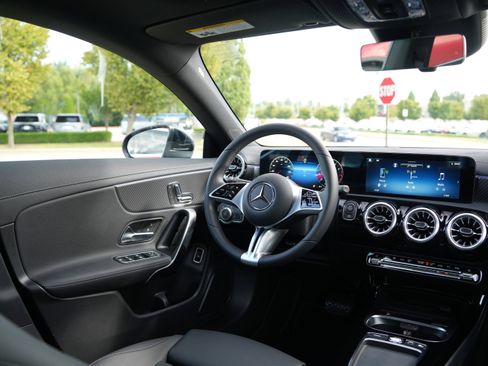 New 2026 Mercedes-Benz CLA 250 image 19
