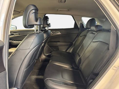 Certified 2024 Kia Sportage EX AWD/4WD image 24