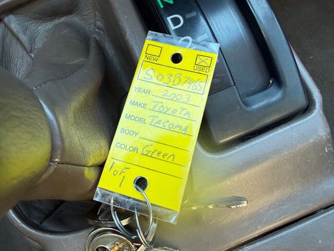 Used 2003 Toyota Tacoma 4x4 Xtracab V6 image 15