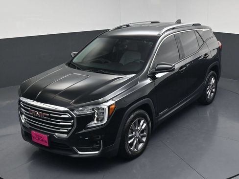 Used 2024 GMC Terrain SLT FWD image 17