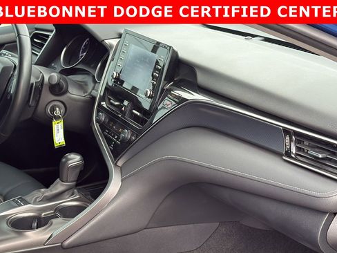 Used 2023 Toyota Camry SE image 27