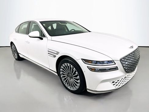 Used 2023 Genesis Electrified G80 AWD/4WD image 3