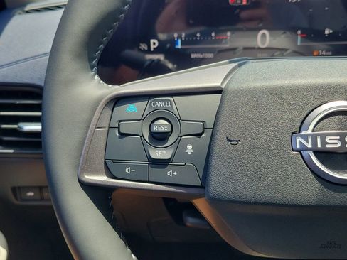 New 2026 Nissan Sentra SL w/ Floor Mat Package FWD image 5