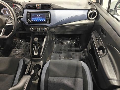 Used 2024 Nissan Versa SV FWD image 20