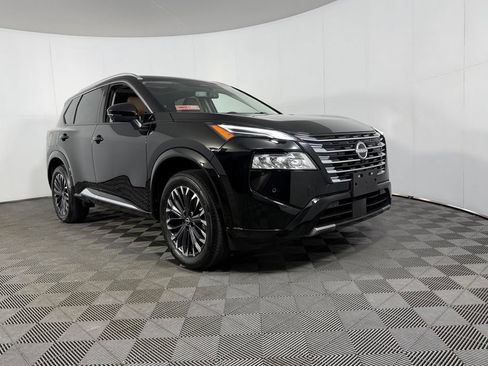 Used 2026 Nissan Rogue Platinum w/ Platinum Premium Package AWD/4WD image 5