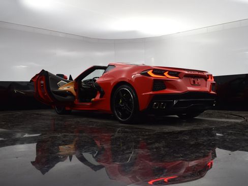 Used 2022 Chevrolet Corvette Stingray Preferred Cpe w/ 2LT image 36