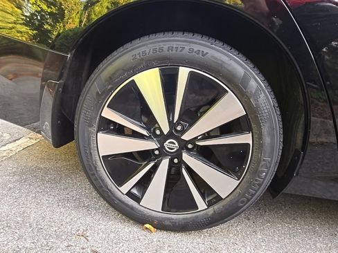 Used 2021 Nissan Altima 2.5 SV FWD image 10