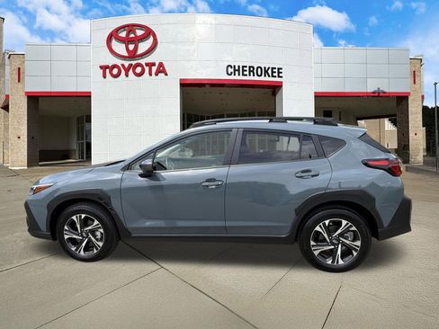 Used 2025 Subaru Crosstrek 2.0i Premium AWD/4WD image 8