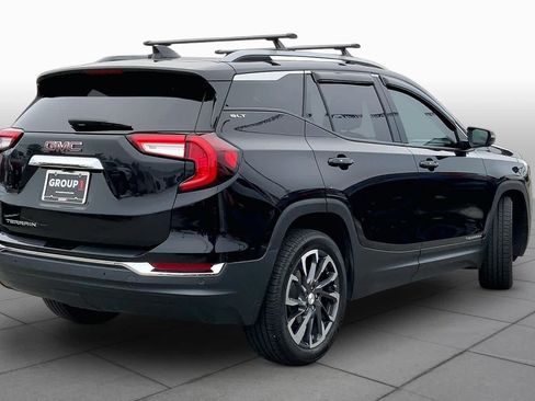 Used 2022 GMC Terrain SLT w/ Infotainment Package II FWD image 12