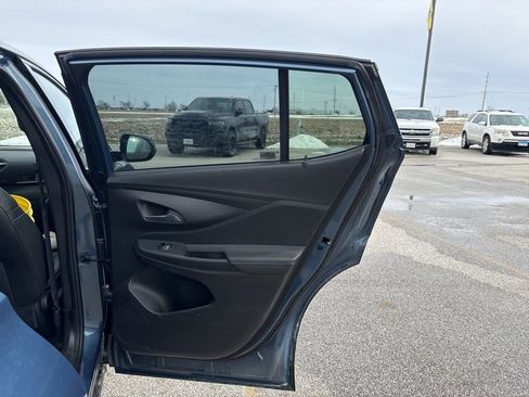 Used 2025 Buick Envista Sport Touring w/ Convenience II Package image 14